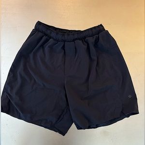 lulu lemon men’s black running short excellent condition
